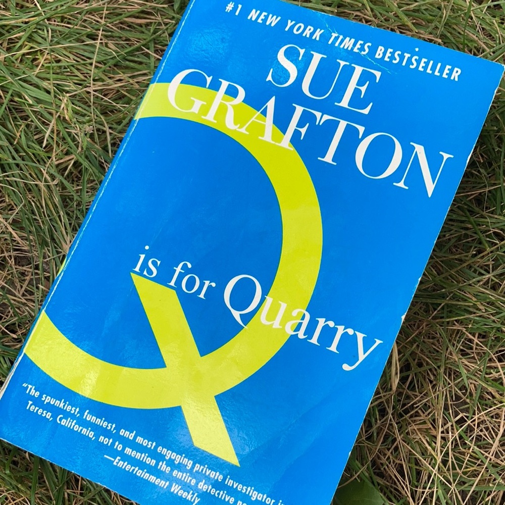 GIFTED! Free With Purchase! Q is For Quarry Novel